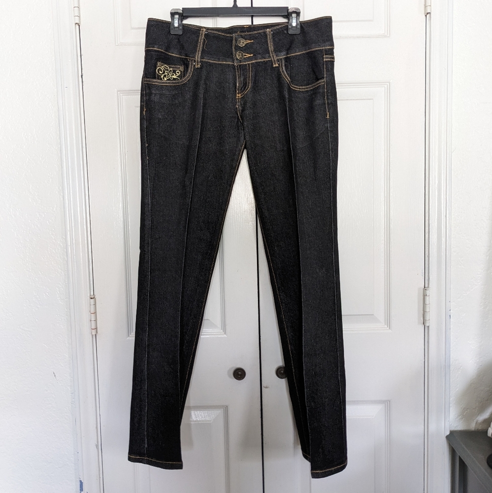 Crest Jeans